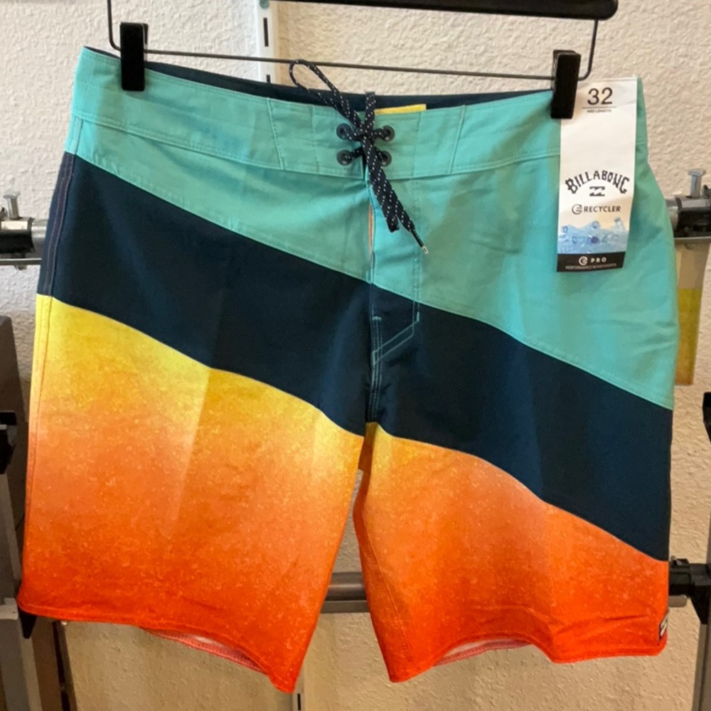 Billabong Men’s Board short